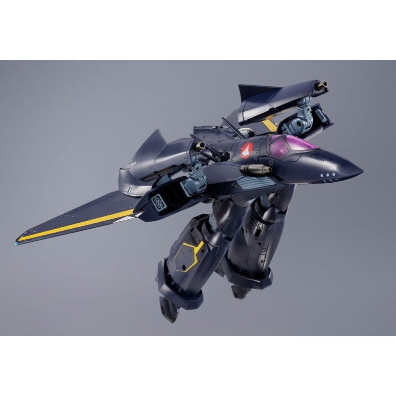 Macross 7 DX Chogokin Action Figure VF-17S Nightmare Stealthvalkyrie (Gamlin Kizaki use) 25 cm | 4573102692672
