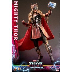 Thor: Love and Thunder Masterpiece Action Figure 1/6 Mighty Thor 29 cm | 4895228611963