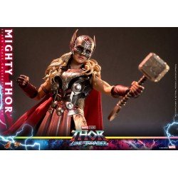 Thor: Love and Thunder Masterpiece Action Figure 1/6 Mighty Thor 29 cm | 4895228611963