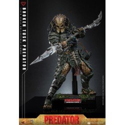 Alien vs. Predator Comic Masterpiece Action Figure 1/6 Broken Tusk Predator 35 cm | 4895228623423