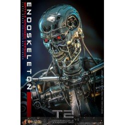 Terminator 2: Judgment Day Movie Masterpiece Die-cast Action Figure 1/6 Endoskeleton (Battle Damaged Version) 31 cm | 4895228623454