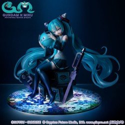 Mobile Suit Gundam x Hatsune Miku statuette PVC Lucrea Hatsune Miku x OO Gundam 45th Anniversary 17 cm | 4535123847608