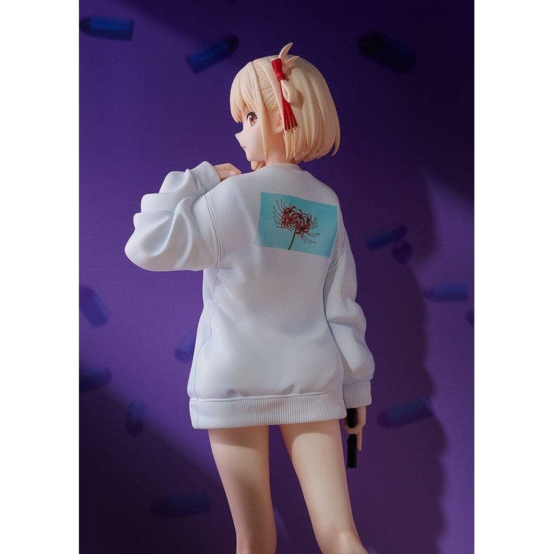 Lycoris Recoil statuette PVC 1/7 Chisato Nishikigi: Oversized Sweatshirt Ver. 25 cm | 4580678969107
