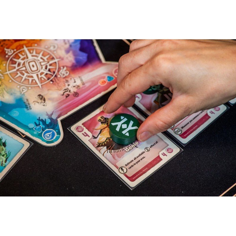 The Vale of Eternity Jeu de cartes *ANGLAIS* | 0810011726741