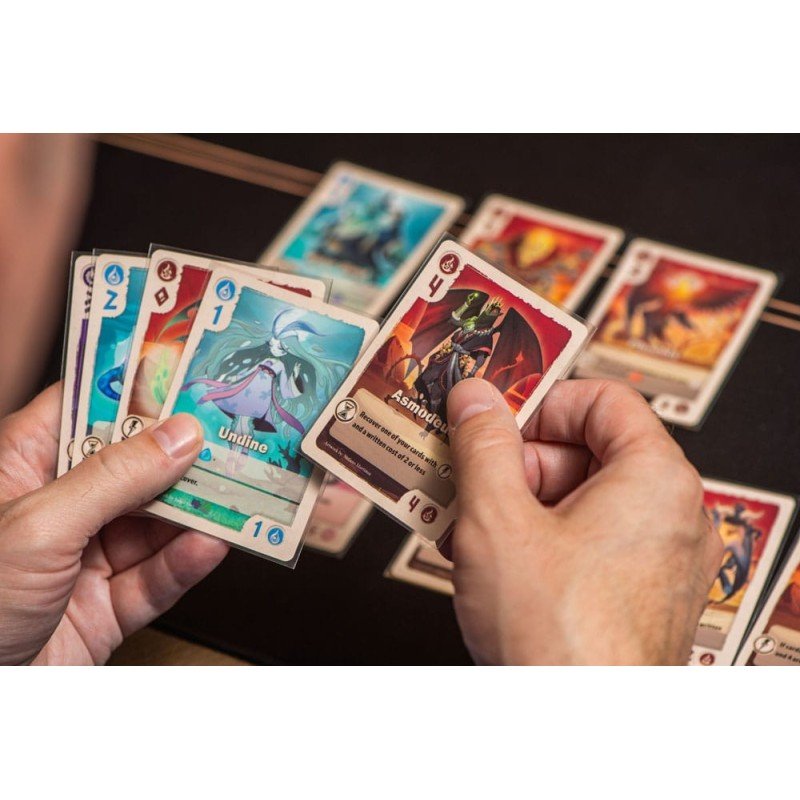 The Vale of Eternity Jeu de cartes *ANGLAIS* | 0810011726741