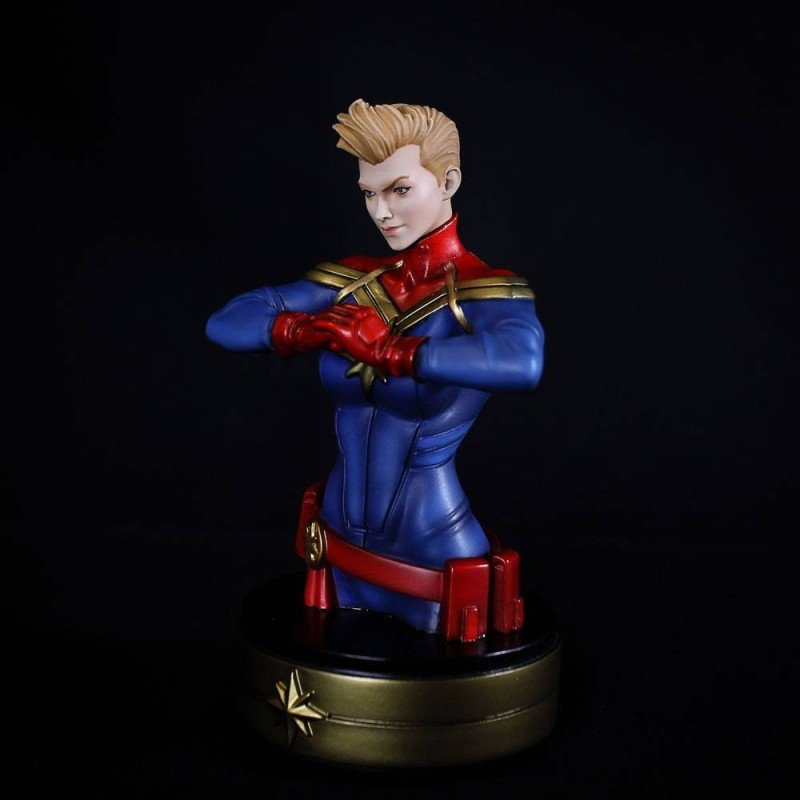 Captain Marvel buste Captain Marvel 20 cm