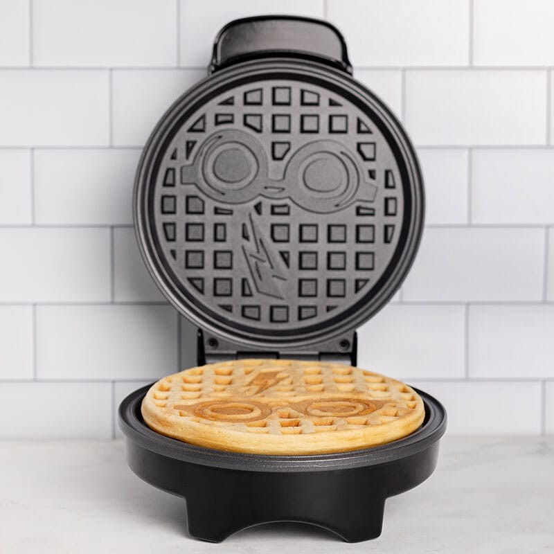 Harry Potter Waffle Maker Glasses and Lightning Bolt 