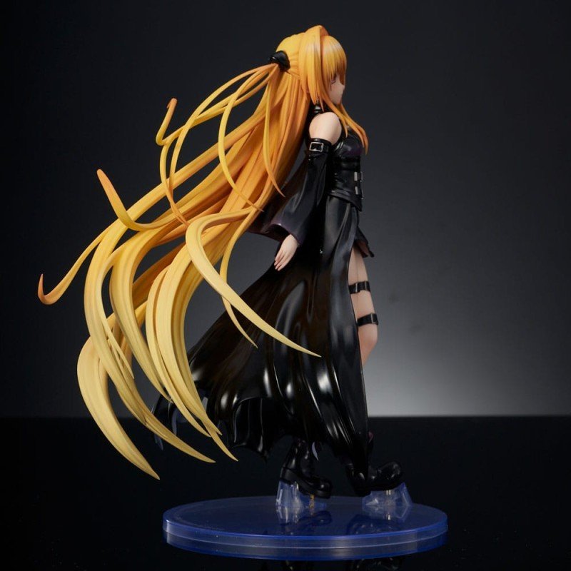 To Love-Ru Darkness PVC Statue 1/6 Golden Darkness Black Trance Version 20 cm | 4589642715016