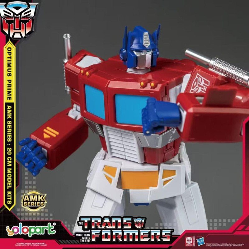 Transformers Generation One figurine Plastic Model Kit AMK Series Optimus Prime 20 cm    