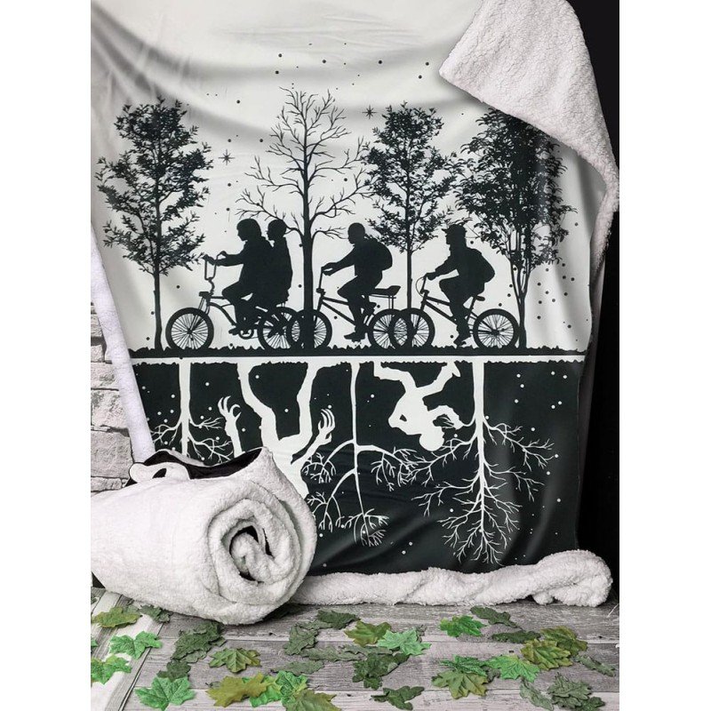 Stranger Things Throw Blanket Black & White 100 x 150 cm | 0801269149628
