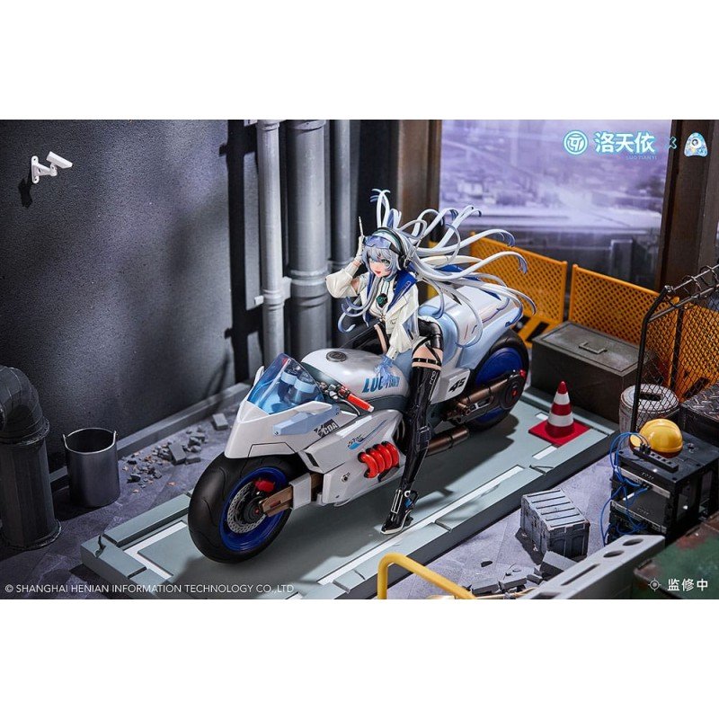 Vsinger PVC Statue 1/7 Vsinger Luo Tianyi Retro-Future Storm Driver Ver. 23 cm