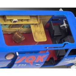 Stranger Things Model Kit 1/25 Squawk Bus 21 cm