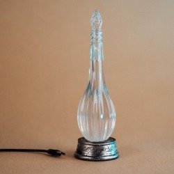 De Lord of the Rings-lamp met USB-C Earendil