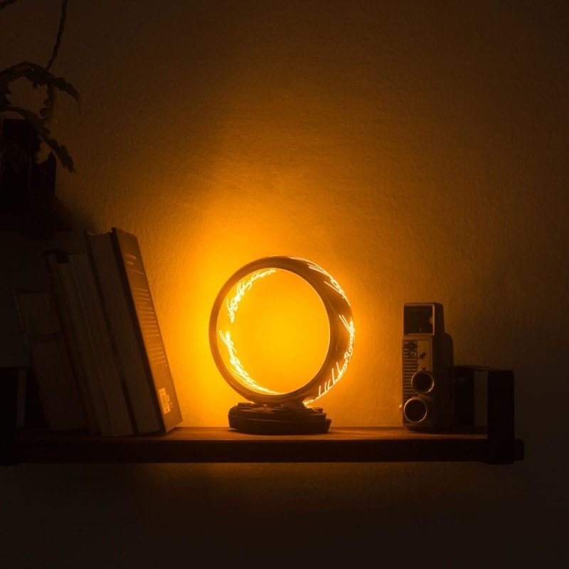 Le Seigneur des anneaux lampe avec USB-C One Ring