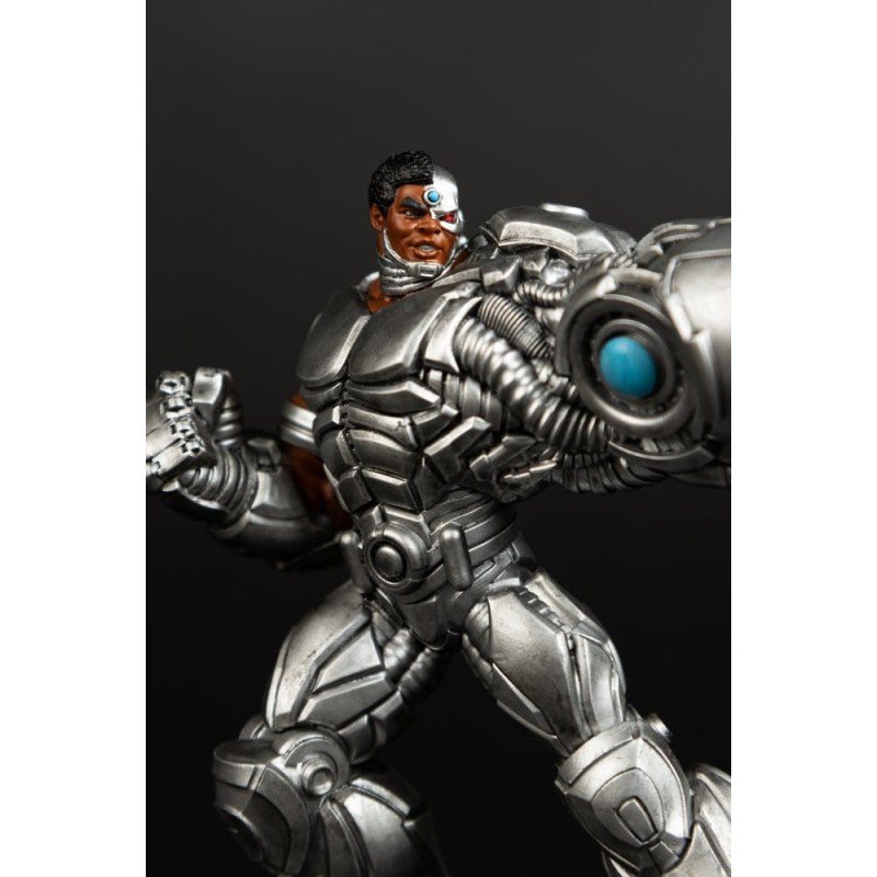DC Direct Collector Vinyl Statue Cyborg 12 cm 