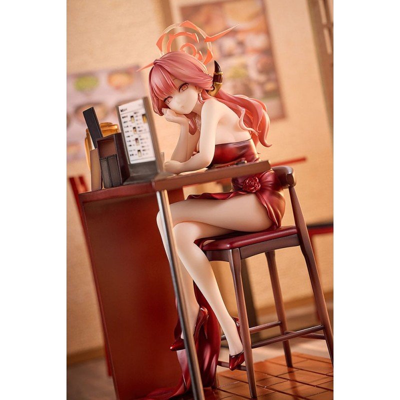 Blue Archive PVC Statue 1/7 Aru (Dress): Memorial Lobby Ver. 23 cm    