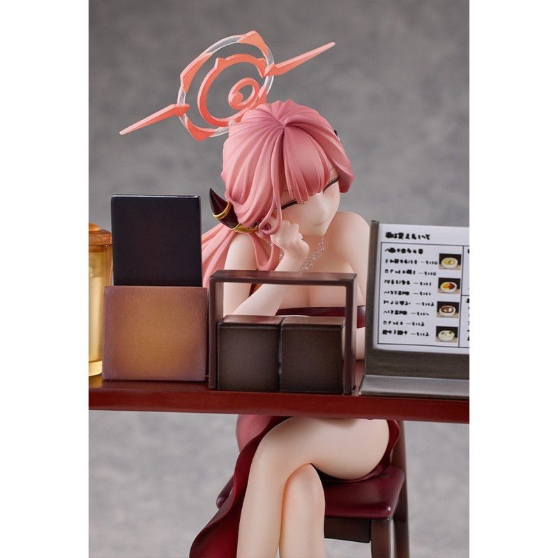 Blue Archive statuette PVC 1/7 Aru (Dress): Memorial Lobby Ver. 23 cm    