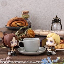 Attack on Titan statuetten PVC Look Up Hange Zoe & Erwin Smith (with gift) 11 cm           