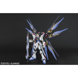 Gundam - Model Kit PG (Perfect Grade) 1/60 - ZGMF-X20A Strike Freedom Gundam