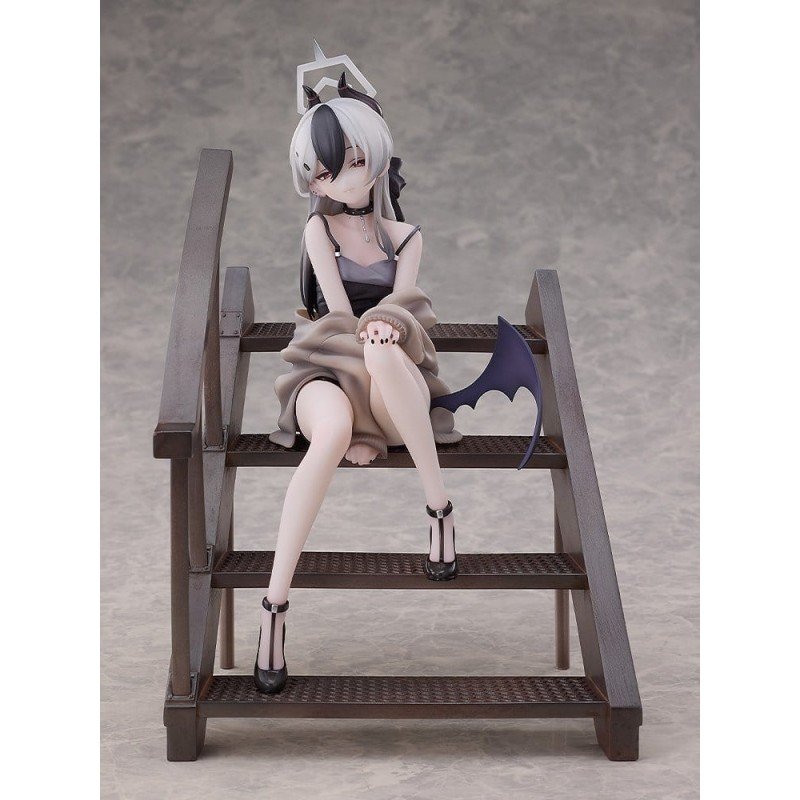 Blue Archive PVC Statue 1/7 Kayoko (Dress): Memorial Lobby Ver. 22 cm    
