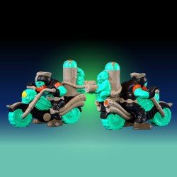 Rover Robin figurine Plastic Model Kit Overtakes Skull Rider