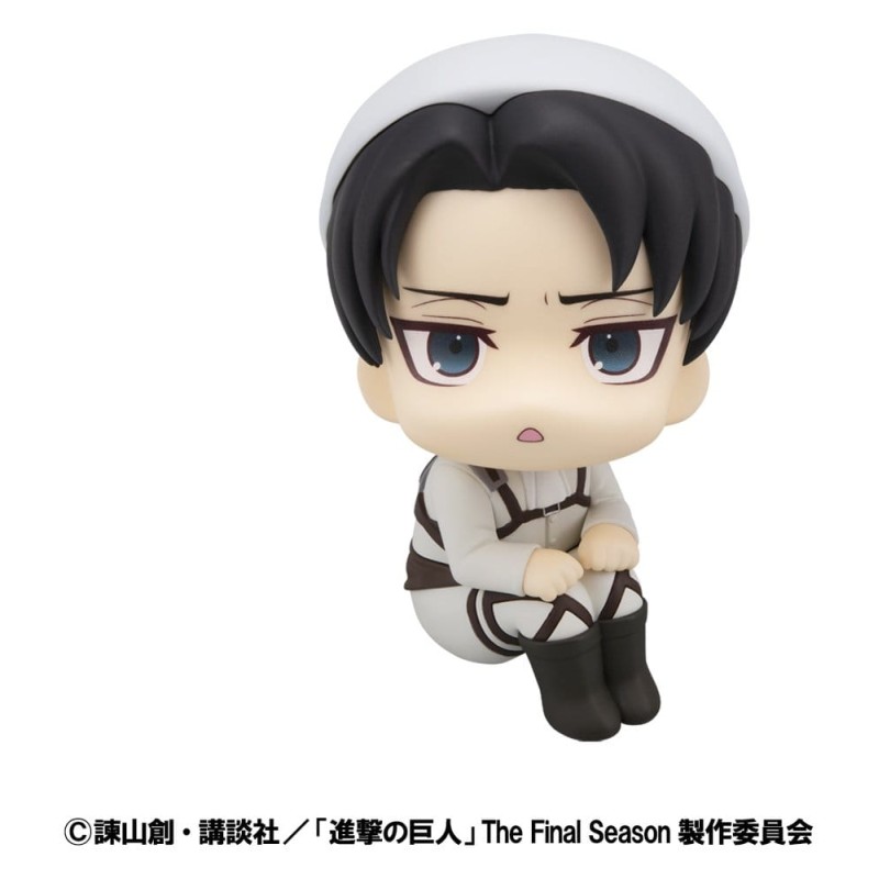 Attack on Titan statuetten PVC Look Up Levi Cleaning up Ver. & Mikasa Ackerman (with gift) 11 cm           