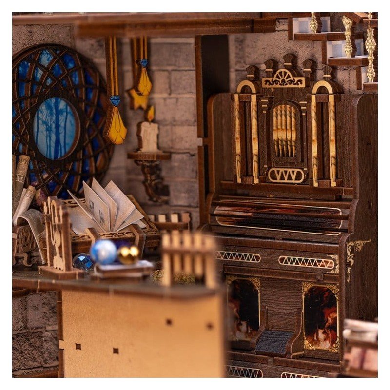 Book Nook Nebula Common Room 23 x 11 cm  