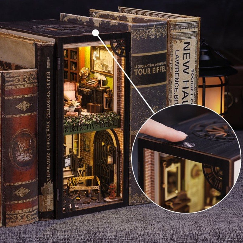 Maquette Book Nook Rose Detective Agency 23 x 11 cm  