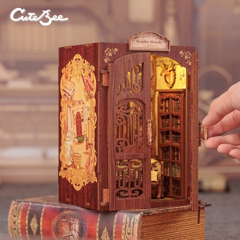 Maquette Book Nook Bookshop Memories 17 x 10 cm  