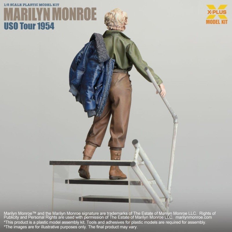 Marilyn Monroe Plastic Model Kit 1/8 Figure (Reproduction) 26 cm