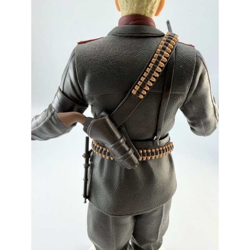 Metal Gear Solid: Snake Eater PVC Figure Ocelot 20 cm        