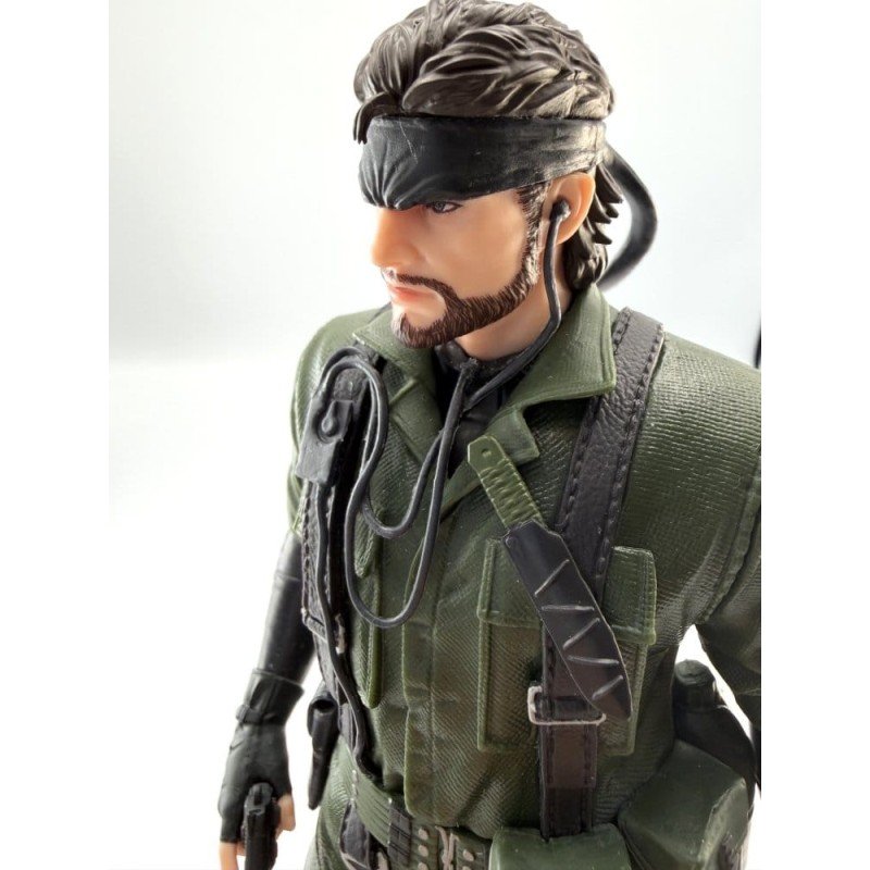 Metal Gear Solid: Snake Eater figurine PVC Naked Snake 20 cm        