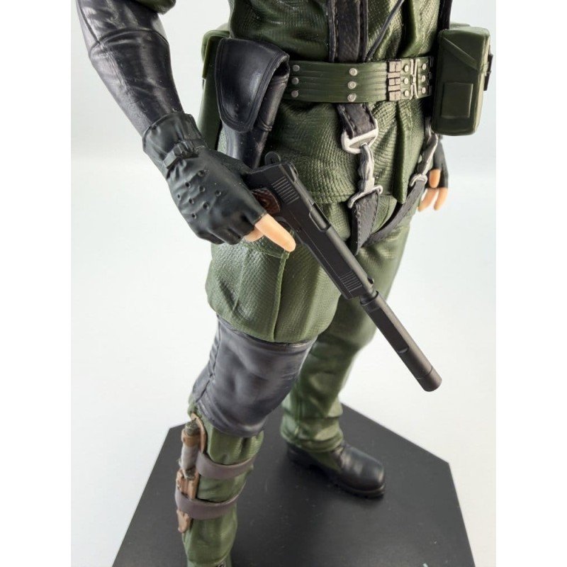 Metal Gear Solid: Snake Eater PVC Figure Naked Snake 20 cm        