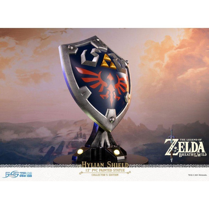 The Legend of Zelda Breath of the Wild PVC Statue Hylian Shield Collector's Edition 29 cm