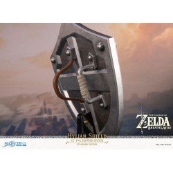 The Legend of Zelda Breath of the Wild statuette PVC Hylian Shield Standard Edition 29 cm