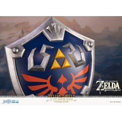The Legend of Zelda Breath of the Wild statuette PVC Hylian Shield Standard Edition 29 cm