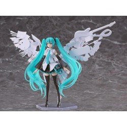 Character Vocal Series 01: Hatsune Miku Plastic Model Kit Plamatea Happy 16th Birthday Ver. 16 cm