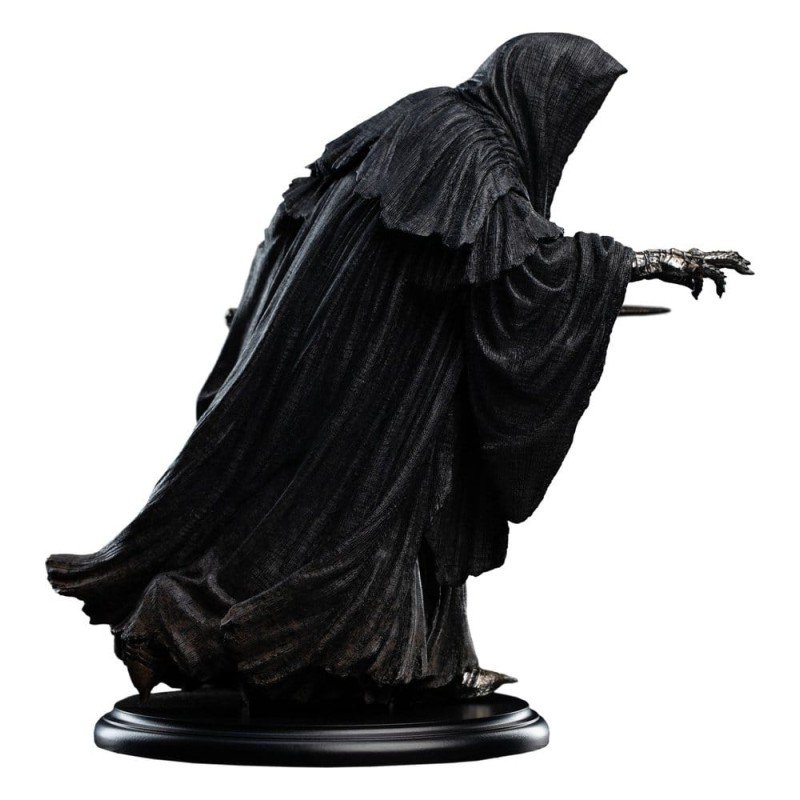 La Trilogie du Seigneur des Anneaux statuette Ringwraith at the Prancing Pony 18 cm