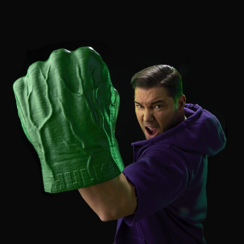 The Incredible Hulk Marvel Legends Poings de Cosplay Premium