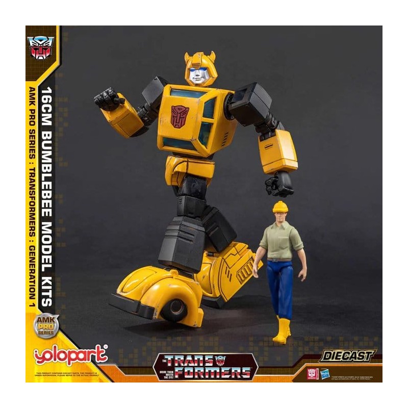 Transformers: Generation One Plastic Model Kit AMK PRO Series Bumblebee 16 cm