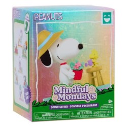 Peanuts Happy Haul Mini Figurines Blind Box Snoopy Moody Mondays (8)