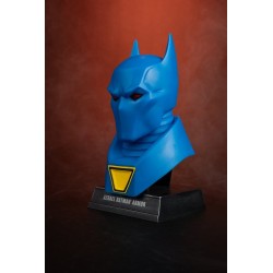Batman DC Direct Mini-Replica 1/3 Azrael Batman Mask (Batman: Knightfall) (Gold Label Collection) 18 cm