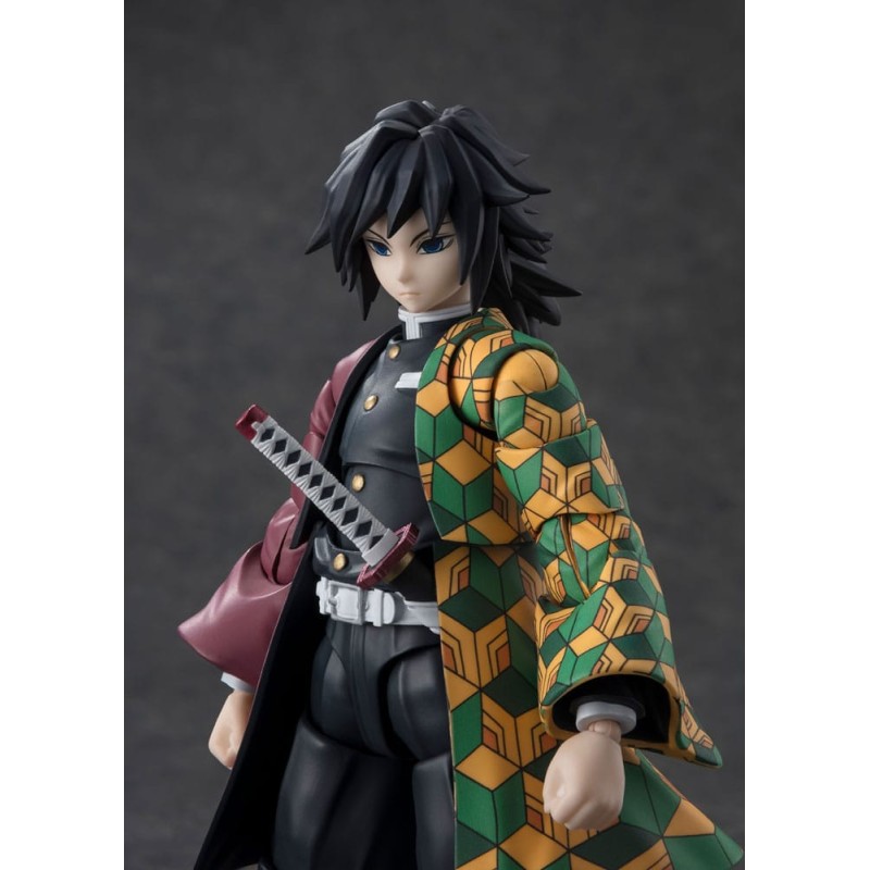 Demon Slayer: Kimetsu no Yaiba figurine S.H. Figuarts Giyu Tomioka 15 cm