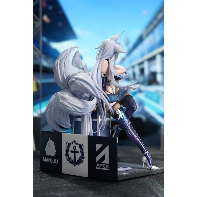 Azur Lane PVC Figure 1/7 Shinano Moonlit Chrome Ver. 25 cm
