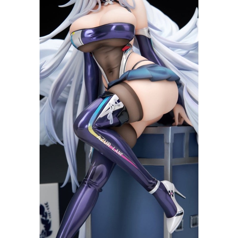 Azur Lane PVC Figure 1/7 Shinano Moonlit Chrome Ver. 25 cm