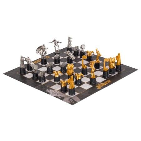 DC Comics Jeu d'échecs Batman vs. The Joker 47 cm