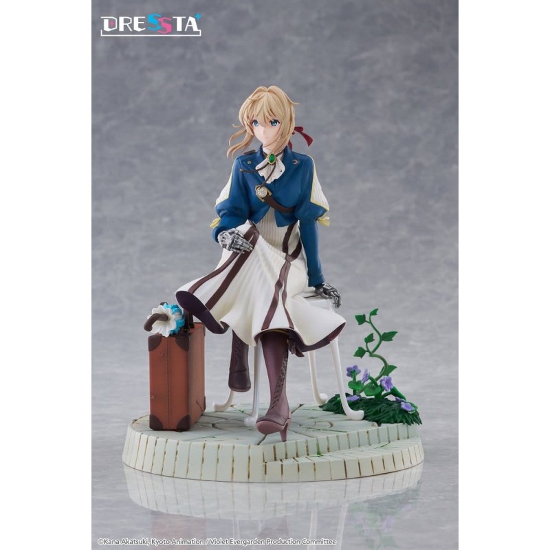 Violet Evergarden Dressta PVC Figure Violet Evergarden 17 cm