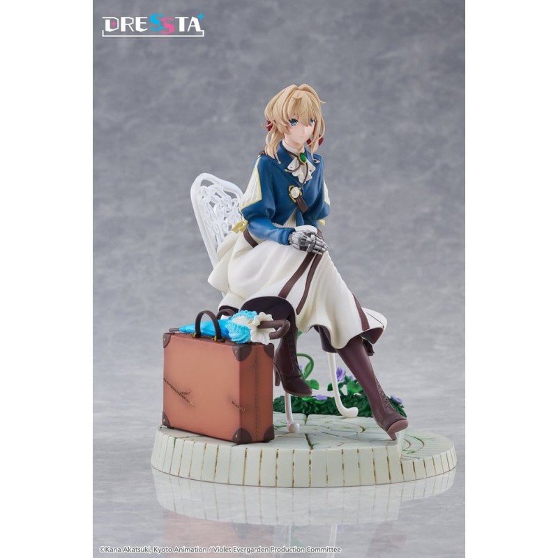 Violet Evergarden Dressta PVC Figure Violet Evergarden 17 cm