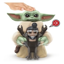 Star Wars: The Mandalorian & Grogu figurine électronique Câlins Grogu & Anzellan 17 cm