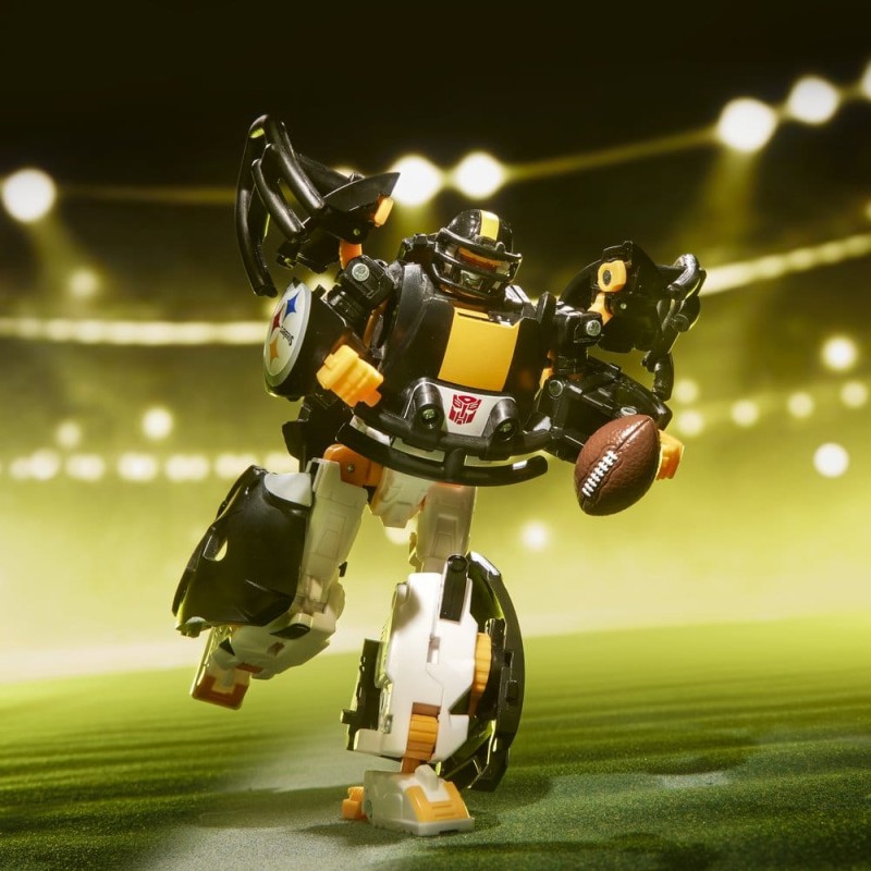 Transformers x NFL figurine Pittsburgh Steelers: Steelsmash 14 cm